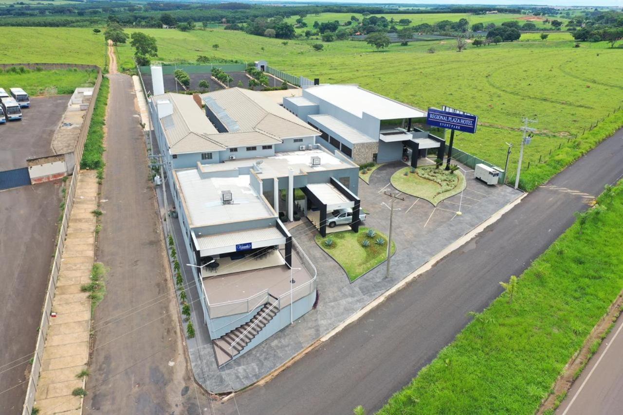 Regional Plaza Hotel Event Park Jales Exterior foto